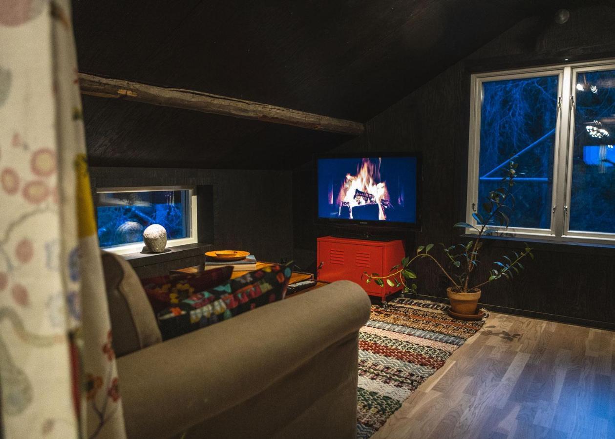 Lilla Dalbo "Adults Only, Djurfritt", Ulvoen Hoega Kusten Ulvöhamn Exteriér fotografie